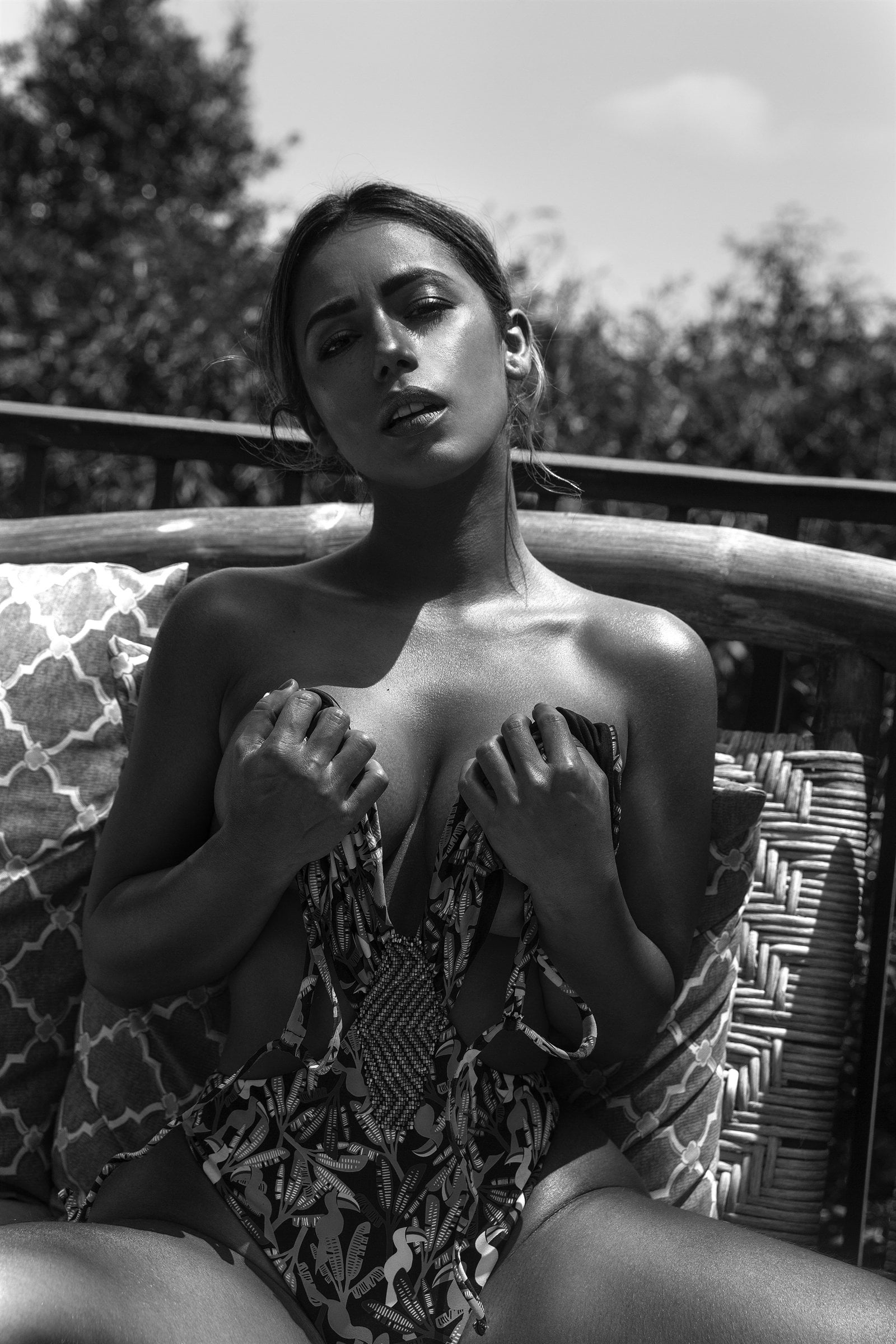 Golden Hour Muse gallery image 5