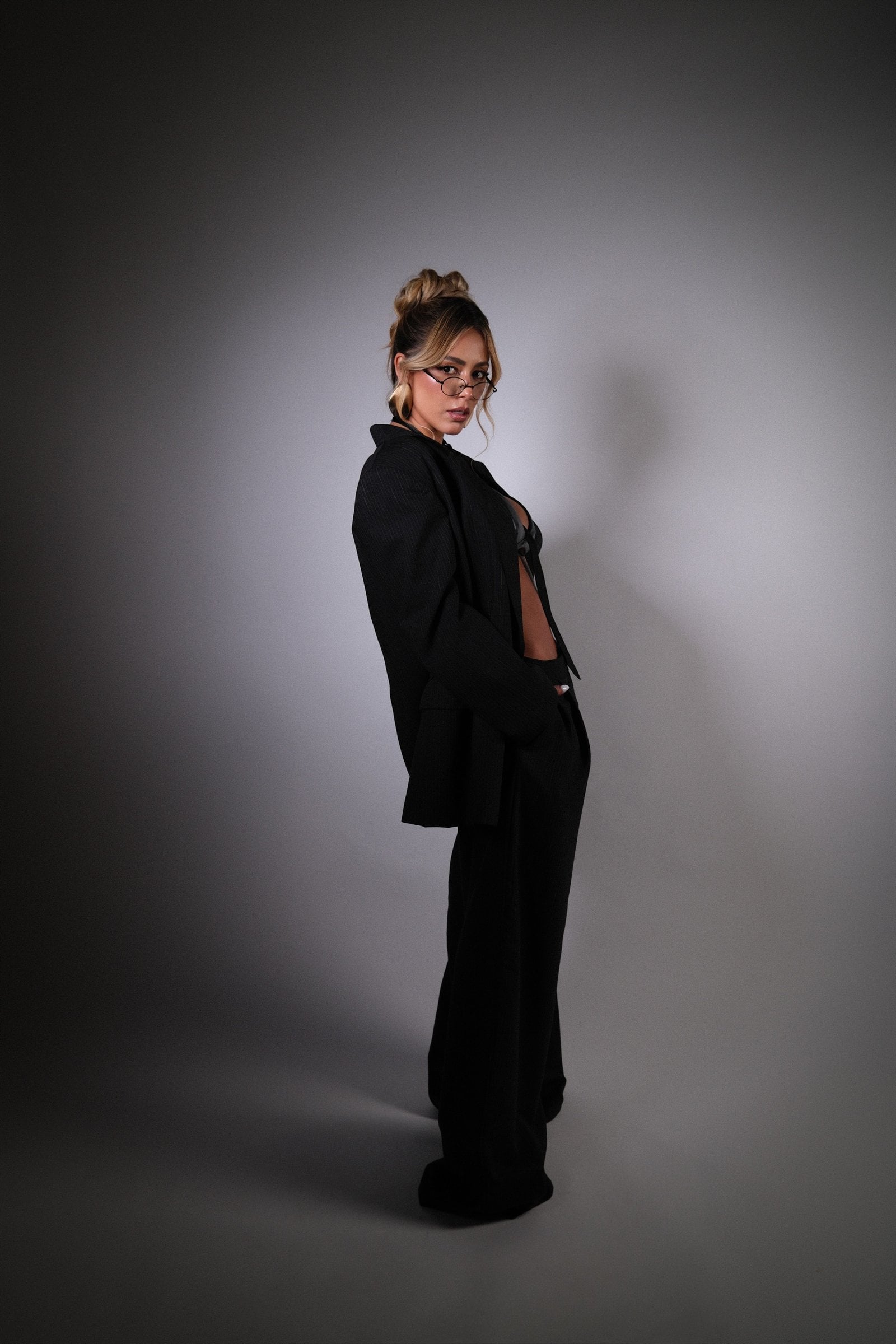 Executive Noir gallery image 8